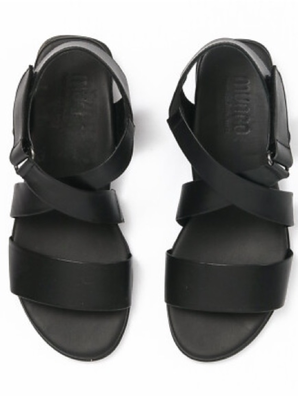 Munro Black Crisscross Strap Sandals